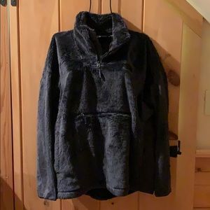 NorthFace fuzzy 1/4 zip Size XL womans